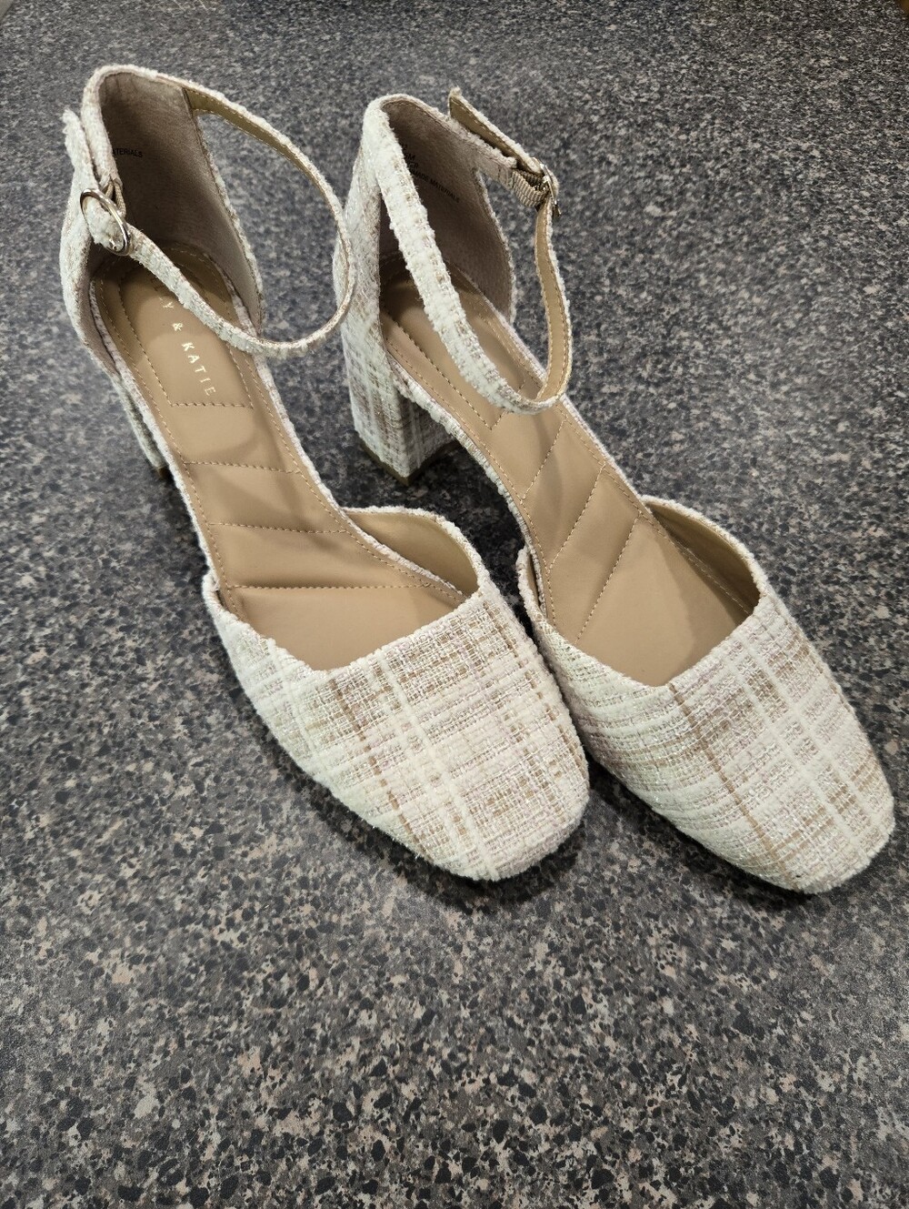 Kelly & Katie Tweed Block Heel Pumps 9.5 Ivory Pink Preppy Coquette
